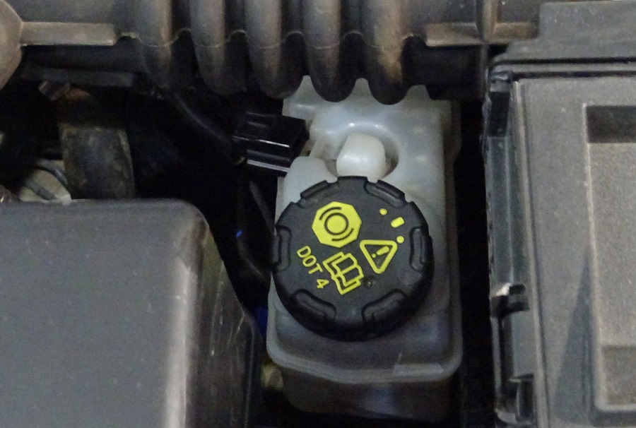 DOT 4: особенности применения жидкости в тормозной системе авто